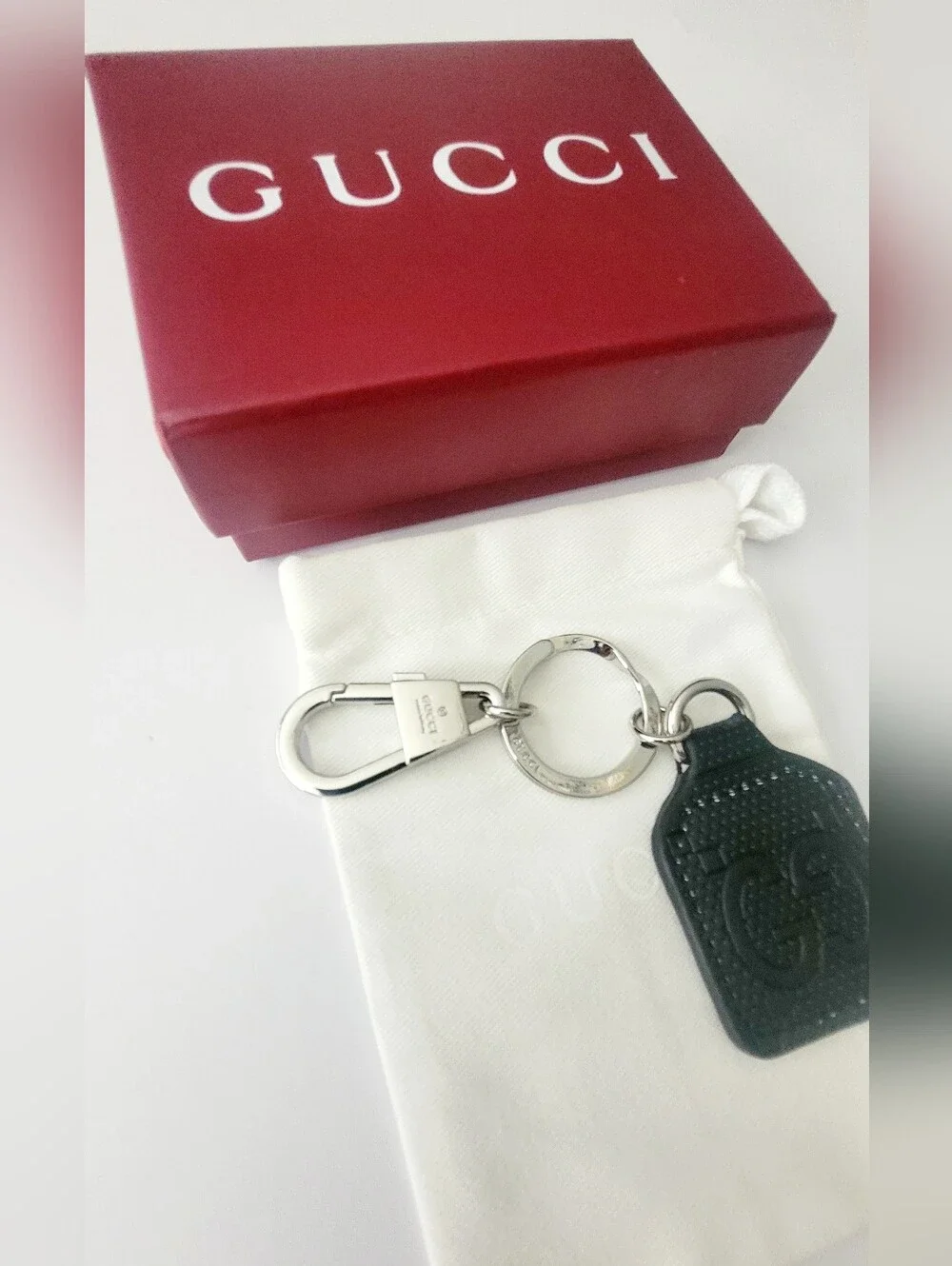 🇮🇹Gucci Black Leather🖤 Tag Keyring with Silver-Tone Hardware✨️
